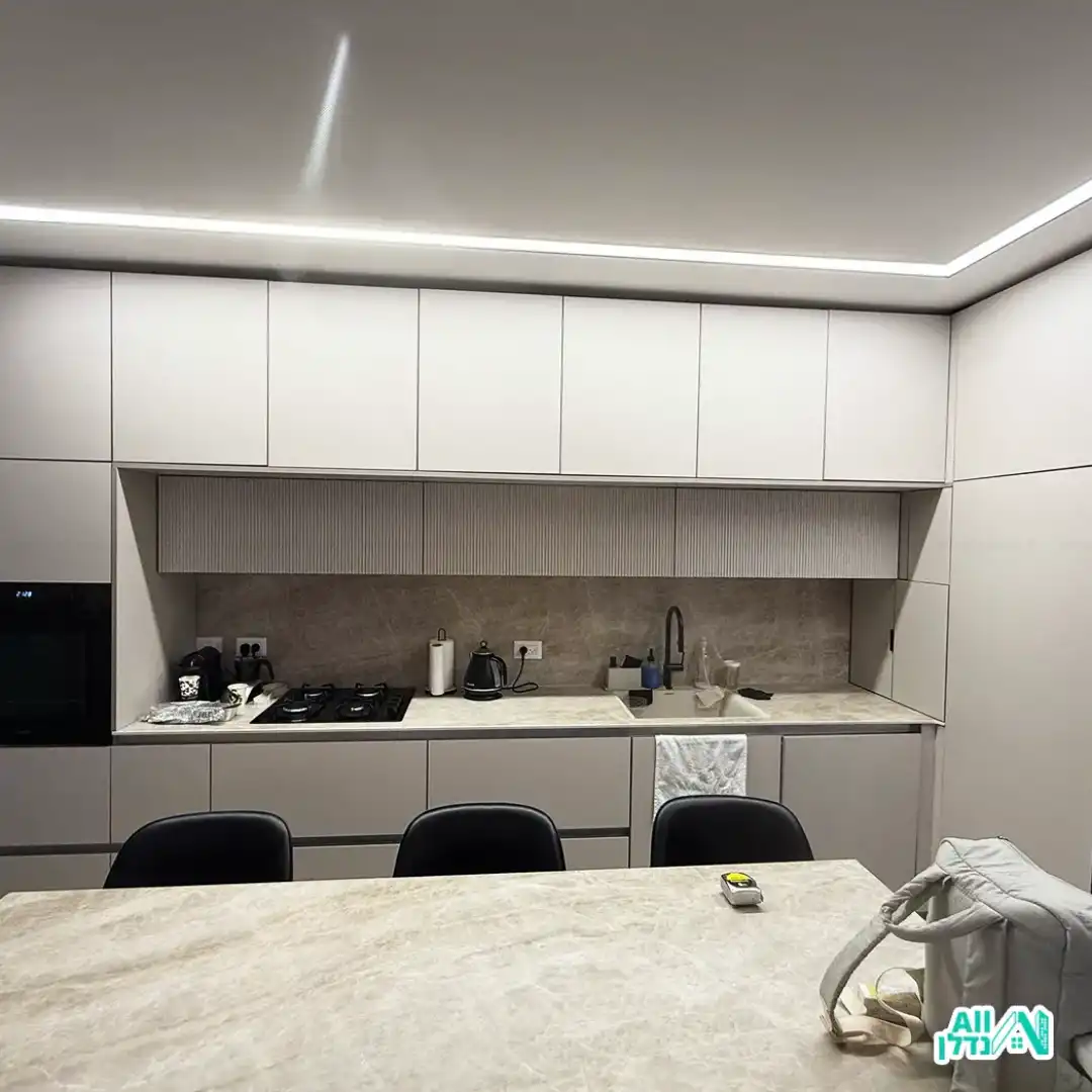 עבודת נגרות בניית מטבח