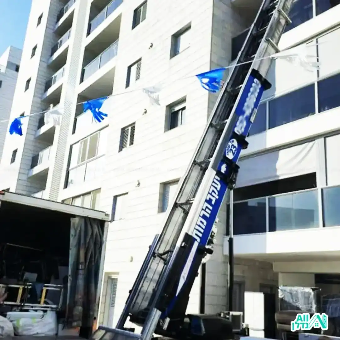 שירותי הובלה בעזרת מנוף