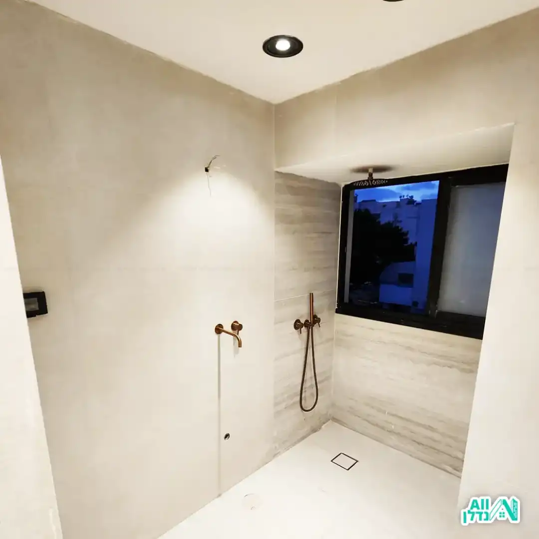 מטבח לאחר שיפוץ וריצוף