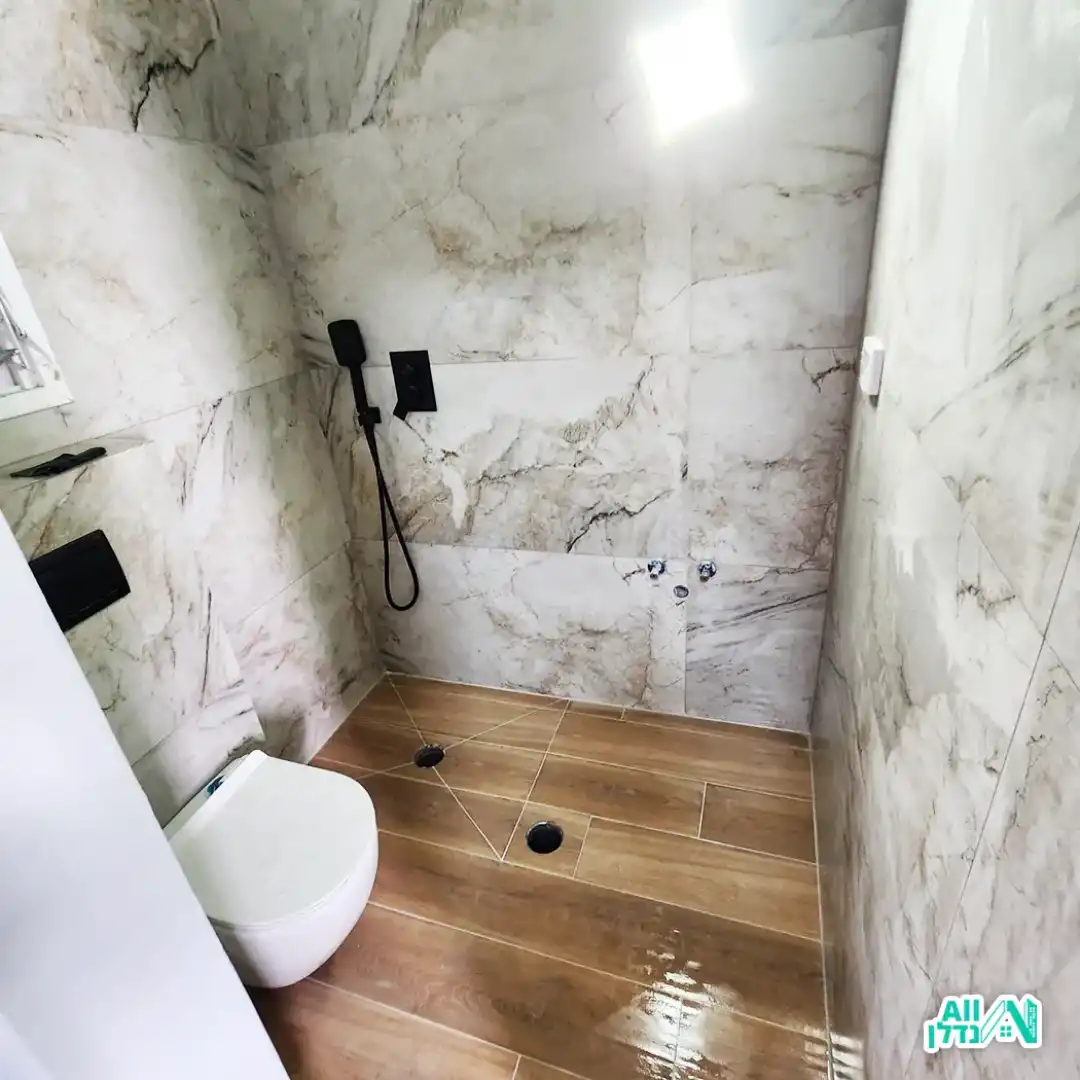 מטבח לאחר שיפוץ וריצוף